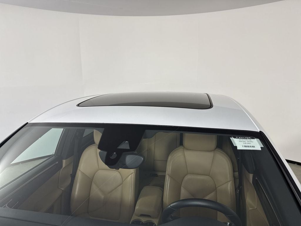 2018 Porsche Macan Base