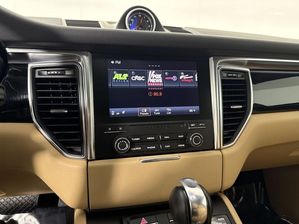 2018 Porsche Macan Base