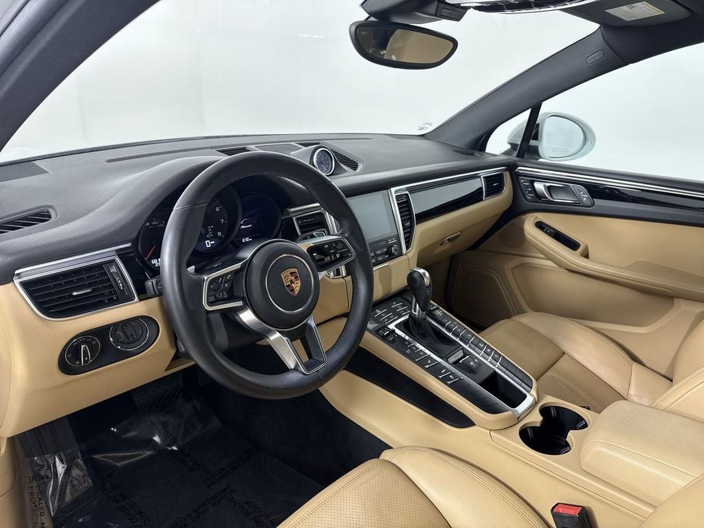 2018 Porsche Macan Base