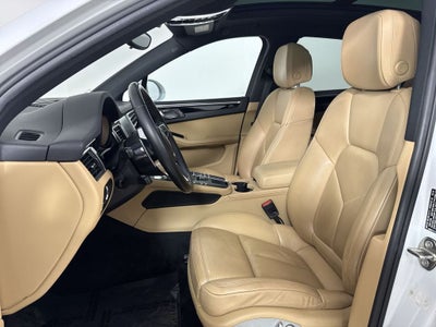 2018 Porsche Macan Base