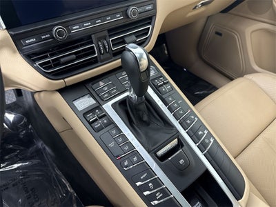 2021 Porsche Macan AWD