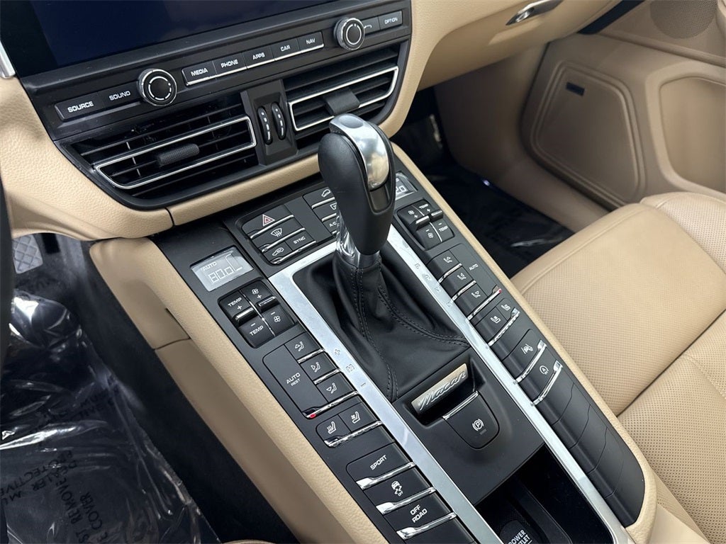 2021 Porsche Macan AWD