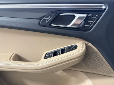 2021 Porsche Macan AWD