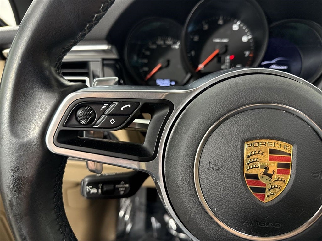 2021 Porsche Macan AWD