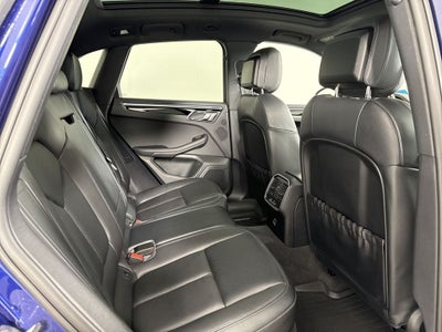 2023 Porsche Macan T