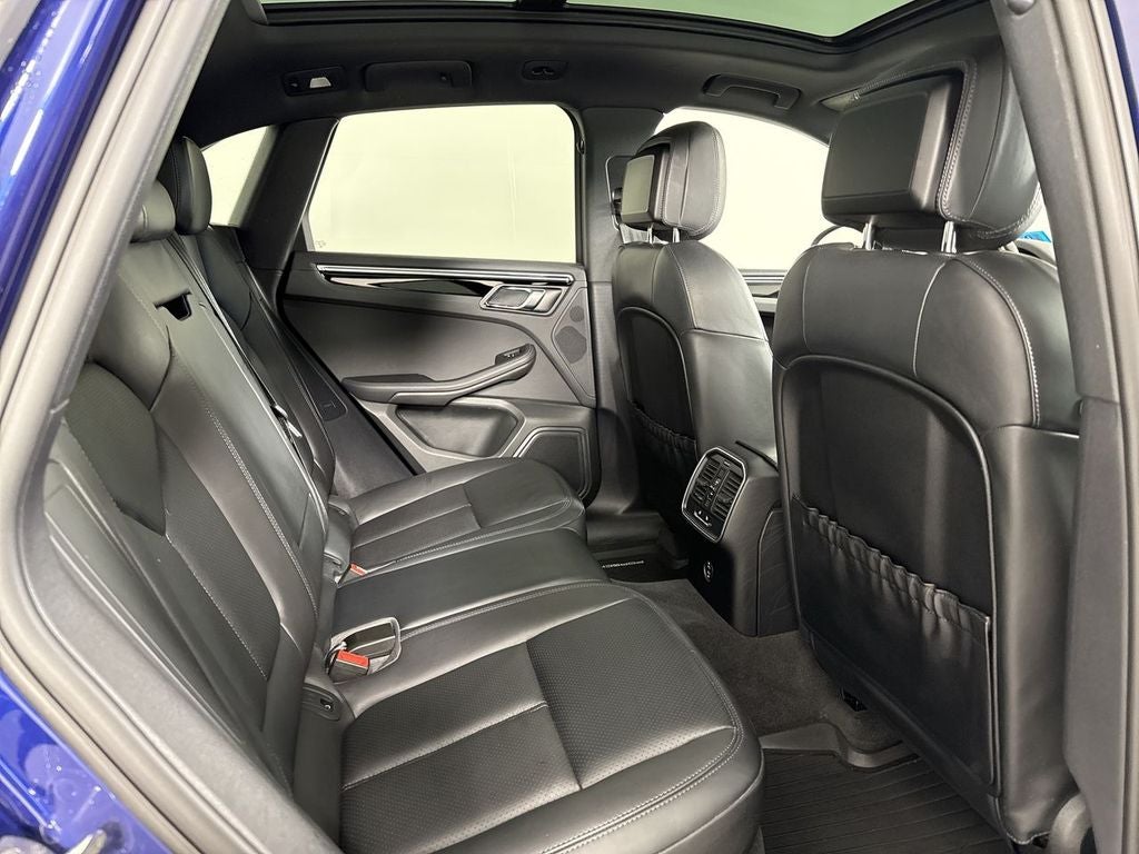 2023 Porsche Macan T