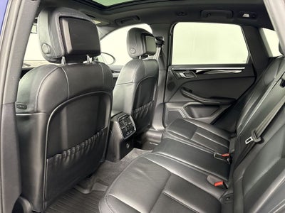 2023 Porsche Macan T