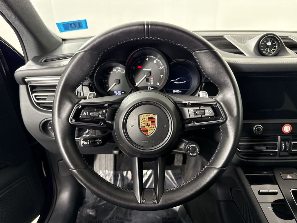 2023 Porsche Macan T