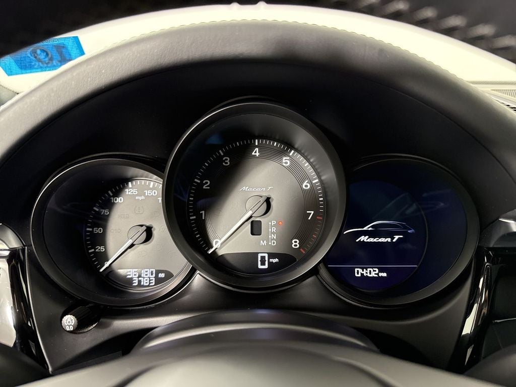 2023 Porsche Macan T