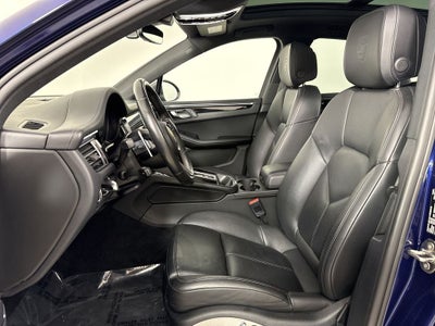 2023 Porsche Macan T