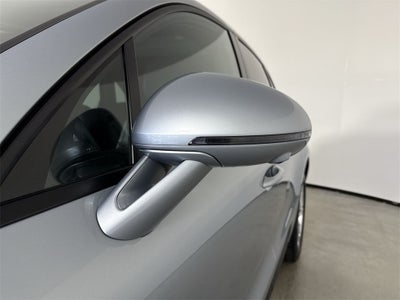 2023 Porsche Macan AWD