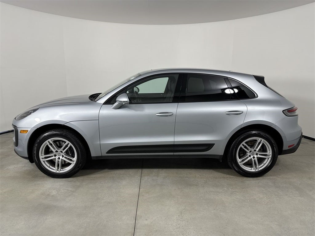 2023 Porsche Macan AWD