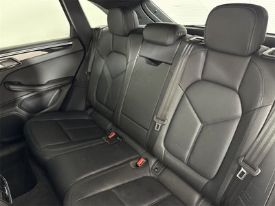 2023 Porsche Macan AWD