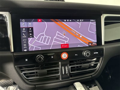 2023 Porsche Macan AWD