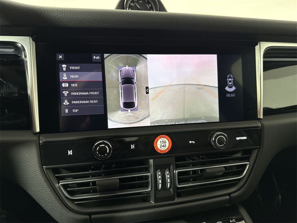 2023 Porsche Macan AWD