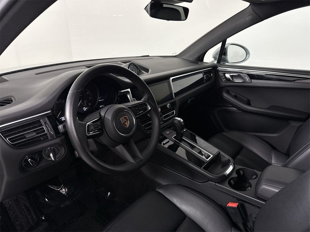 2023 Porsche Macan AWD