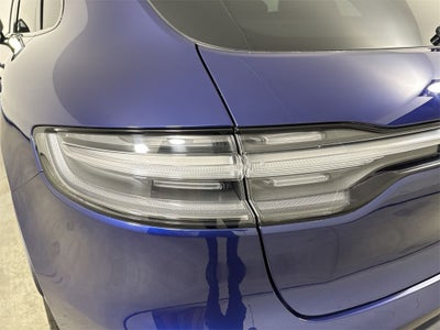 2024 Porsche Macan AWD