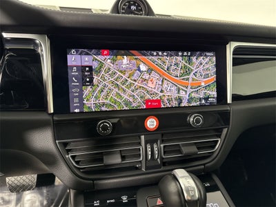 2024 Porsche Macan AWD