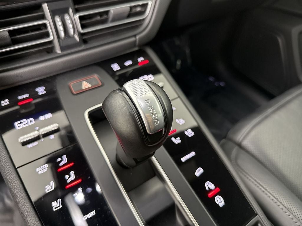 2024 Porsche Macan Macan (MY24)