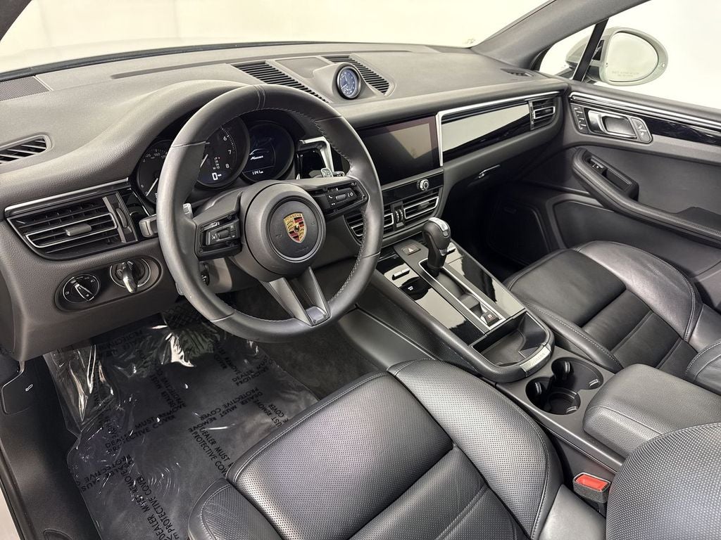 2024 Porsche Macan Macan (MY24)