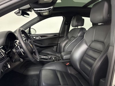 2024 Porsche Macan Macan (MY24)