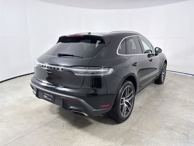 2025 Porsche Macan AWD