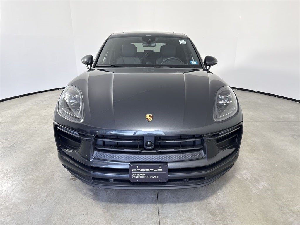 2025 Porsche Macan AWD