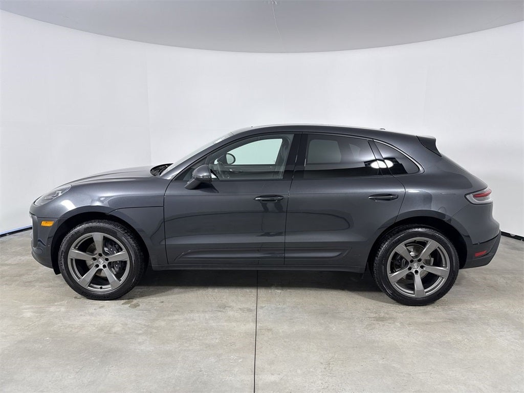 2025 Porsche Macan AWD