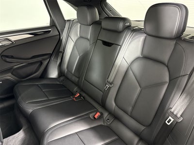 2025 Porsche Macan AWD