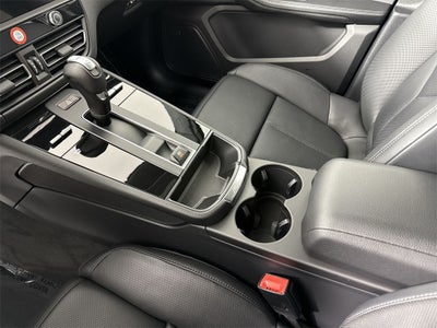 2025 Porsche Macan AWD