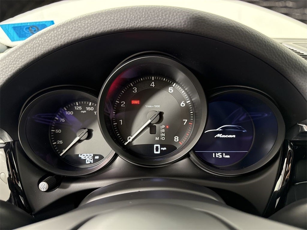 2025 Porsche Macan AWD