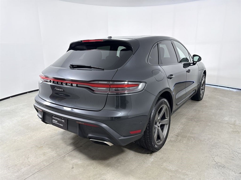 2025 Porsche Macan AWD