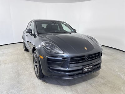 2025 Porsche Macan AWD
