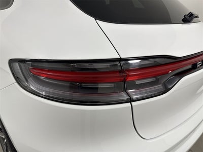 2025 Porsche Macan AWD