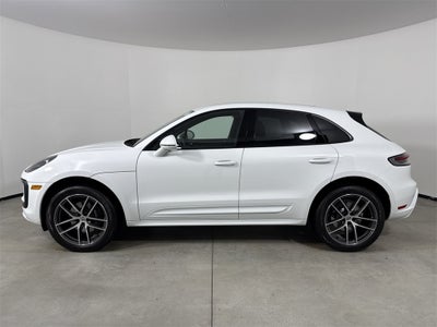 2025 Porsche Macan AWD