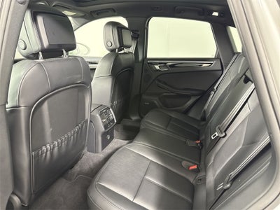 2025 Porsche Macan AWD