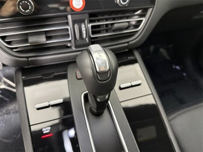 2025 Porsche Macan AWD