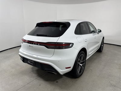 2025 Porsche Macan AWD