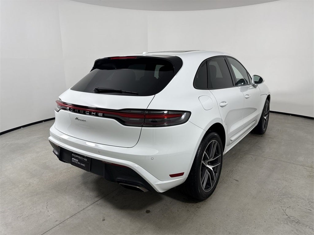 2025 Porsche Macan AWD