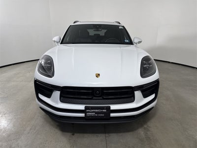 2025 Porsche Macan AWD