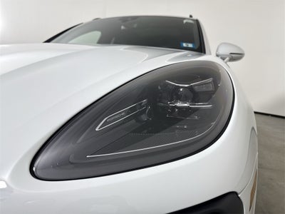 2025 Porsche Macan AWD