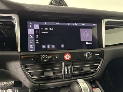 2025 Porsche Macan AWD