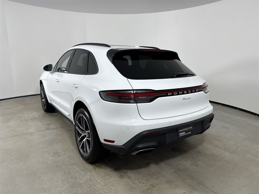 2025 Porsche Macan AWD