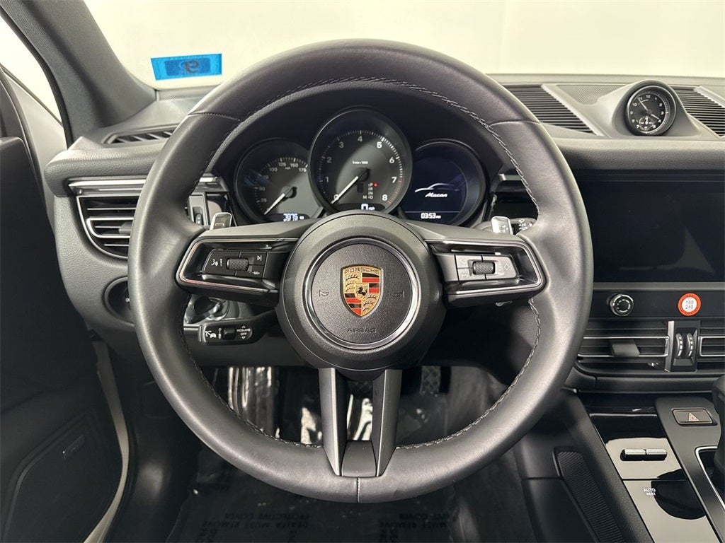 2025 Porsche Macan AWD