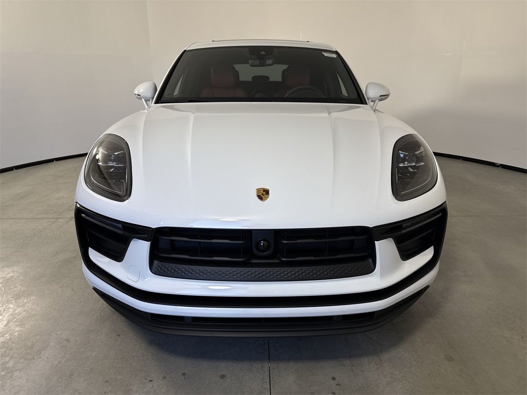 2026 Porsche Macan Macan