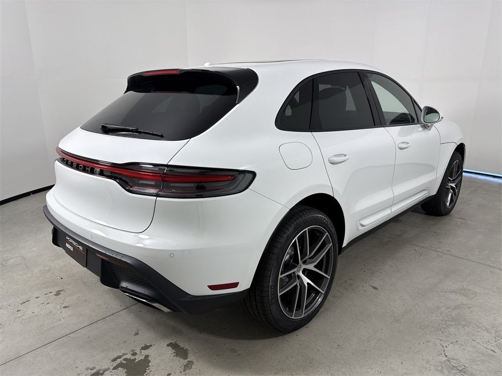 2026 Porsche Macan Macan