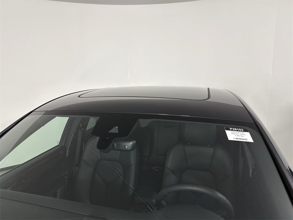 2026 Porsche Macan AWD