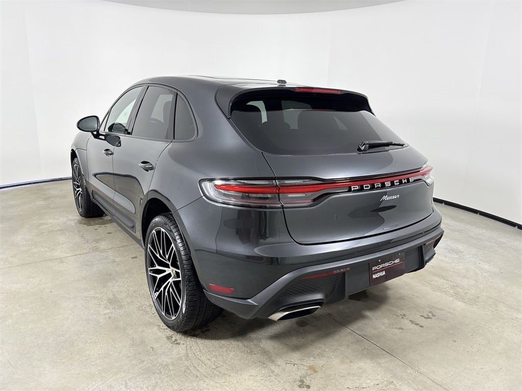 2026 Porsche Macan AWD