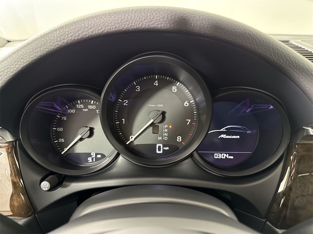 2026 Porsche Macan AWD