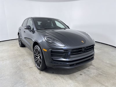 2026 Porsche Macan AWD